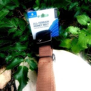 All-terrain belt for money and keys.